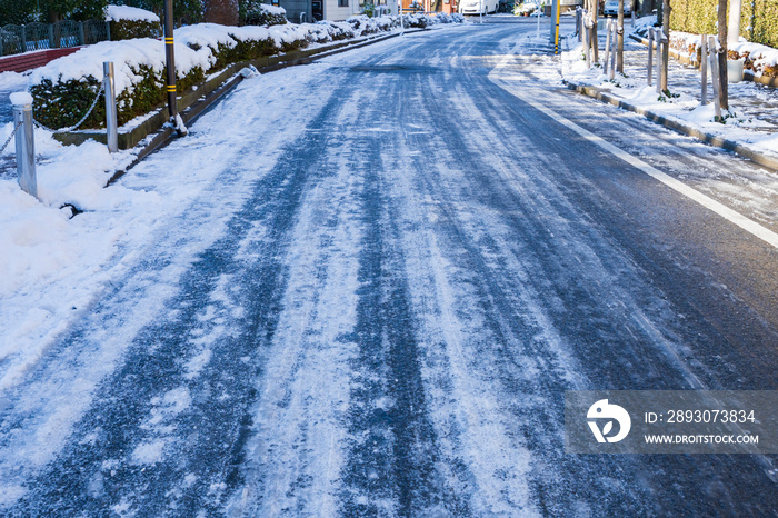 都会の積雪（ 路面凍結）