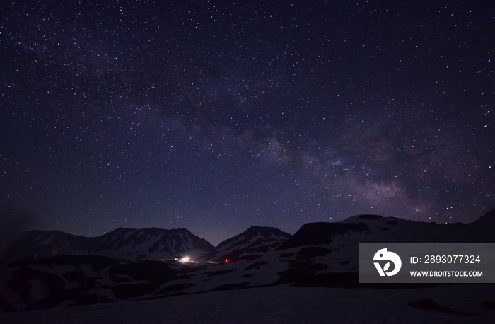 満天の星空　北アルプス 立山連峰