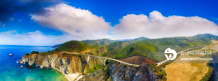 Bixby Bridge and Big Sur空中全景，加利福尼亚州