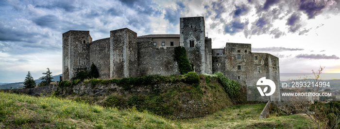 Castillo de Melfi Basilicata Italia