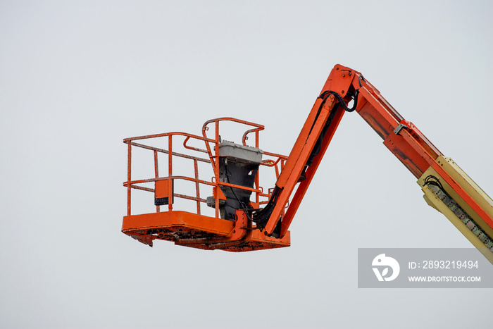 Hydraulic system elevated platform with industry work at high in a boom lift