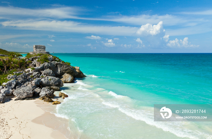 Yacimiento Arqueológico Maya de Tulum, Estado de Quintana Roo, Península de Yucatán, México, América