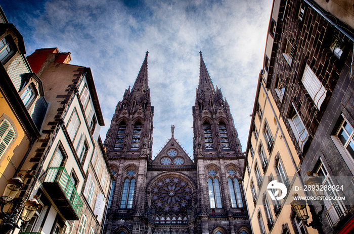 Cathédrale Notre-Dame-de-lAssomption à Clermont-Ferrand