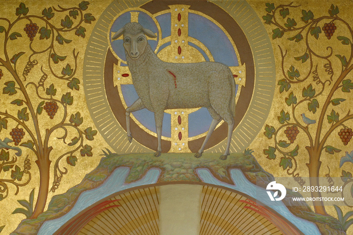 上帝的羔羊，Agnus Dei带十字架，克罗地亚萨格勒布科珀斯多米尼克教堂的壁画