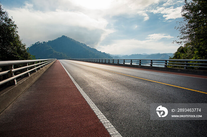 千岛湖公路美景