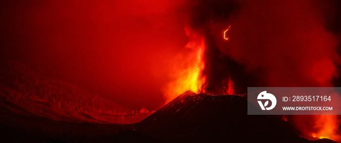 Erupción del Volcán Cumbre Vieja, La Palma, Islas Canarias, España.