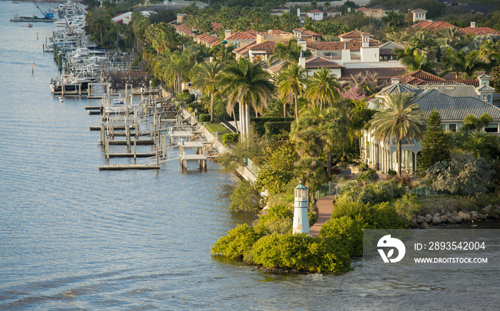 View of the Harbour Island part of Tampa, Florida and waterfront.