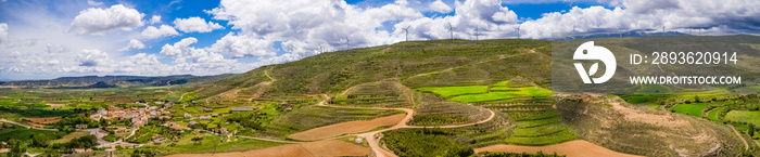 风能发电厂全景景观