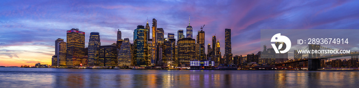 Colourful sunset at Brooklyn Bridge Park.