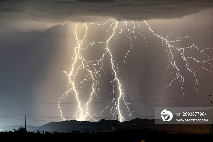 Arizona Monsoon Lightning 2010a