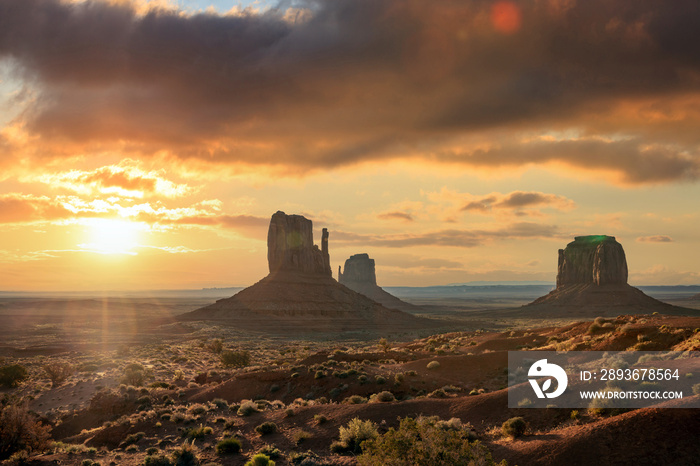 Landscape of Monument valley at sunset. Navajo tribal park, USA.