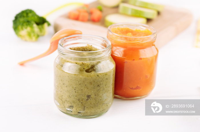 Broccoli and pumpkin vegetable puree in jars