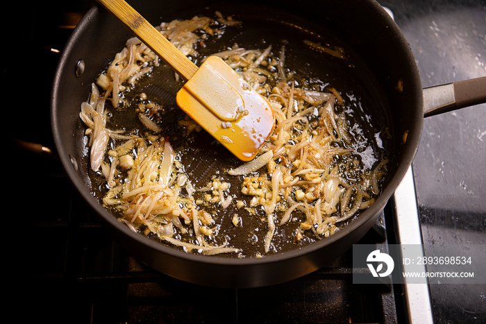 Caramelizing onion in a pan