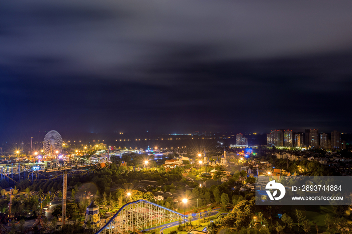 四川省成都游乐园夜景