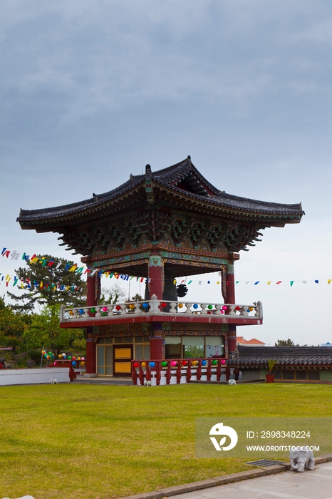 韩国济州岛药泉寺钟楼