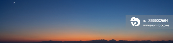 Himmel bei Abenddämmerung