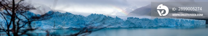 Panoramic picture of one of the biggest glaciar in Patagonia, Perito Moreno in National Park Las Glaciares, Argentina.