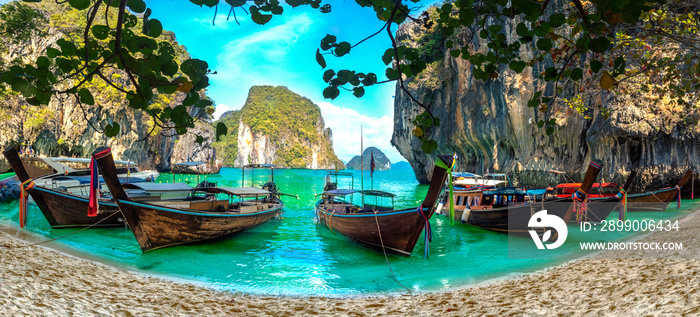 Blue water at  Lao Lading island, Krabi Province, Thailand(Paradise)