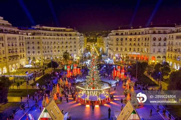 Aristotelous Square in Thessaloniki which was decorated for Christmas