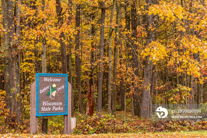 Entrance to Wisconsin State Park in Autumn