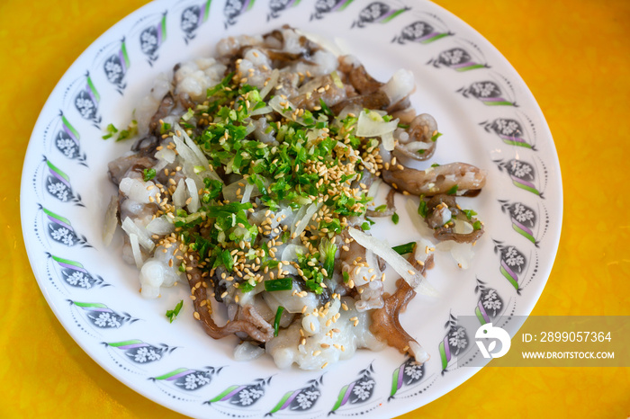 San-nakji is a variety of raw dish made with long arm octopus.