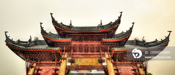 Gate of the Bao’en Temple in Suzhou