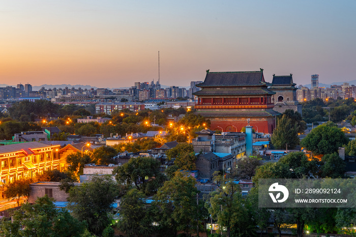 北京鼓楼大街夜景风光