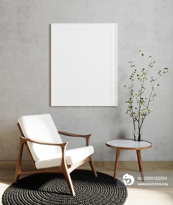 。现代客厅室内背景的海报框架模型，白色扶手椅和灰色墙壁，