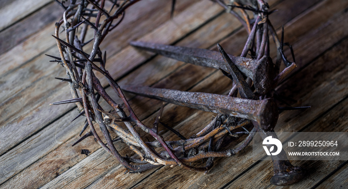 The crown of thorns and nails