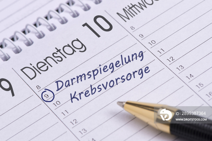 Terminkalender mit Eintrag Darmspiegelung und Krebsvorsorge