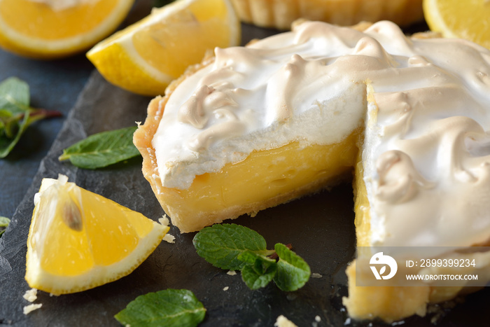 Lemon pie with meringue