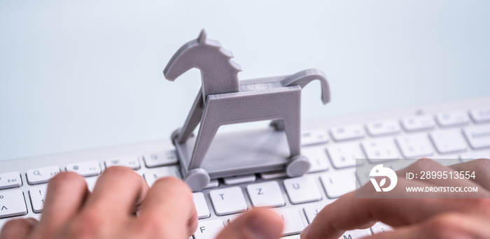 Trojan Horse Computer Virus Crime Attack