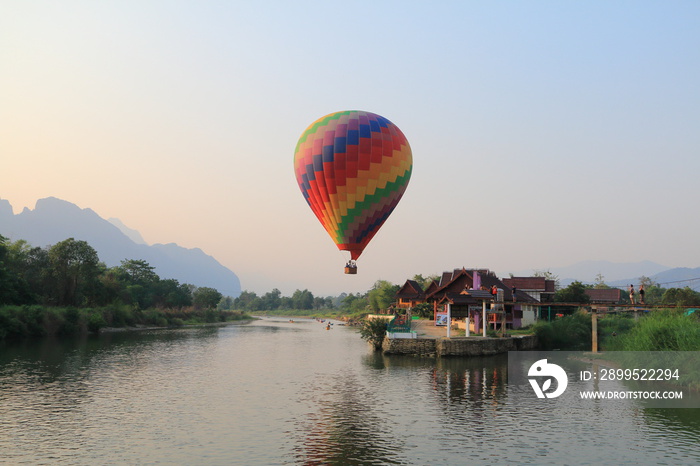 balloon in river