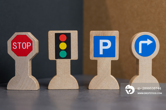 panneaux de signalisation français en bois jouet pour enfant