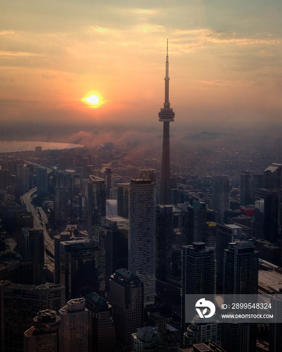 toronto skyline at sunset