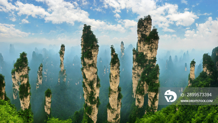 Hallelujah Mountains, Floating Mountains, Zhangjiajie, Wulingyuan Senica Area, rock formations, Plateau, mountain, landscape, nature, sky, mountains, fog, trees, forest, clouds, view, travel, panorama