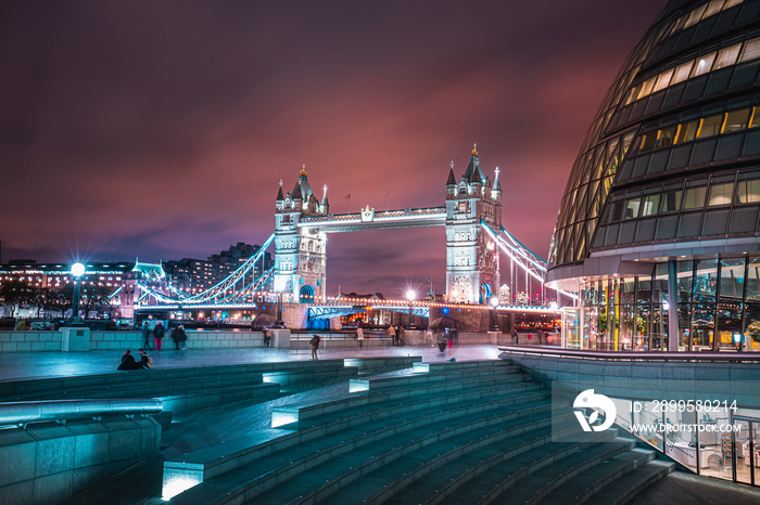 London City landscape at night