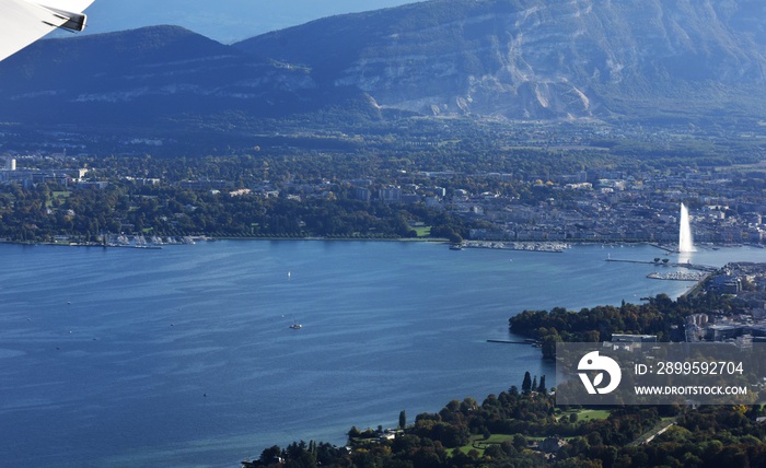 survol aérien du lac léman