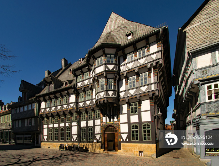 Fachwerkhaus in der Altstadt von Goslar im Harz in Niedersachsen, Deutschland