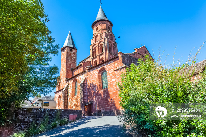 Eglise Saint-Pierre, Collonges la Rouge, Corrèze, France