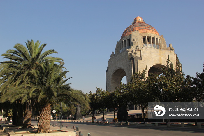 Monumento a la Revolución en el centro de la Ciudad de México