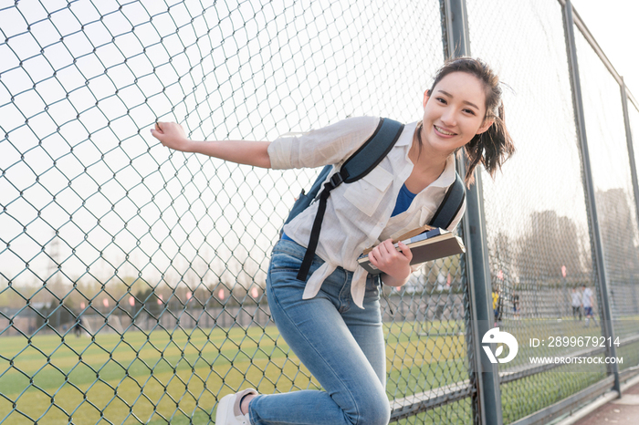 青年女大学生