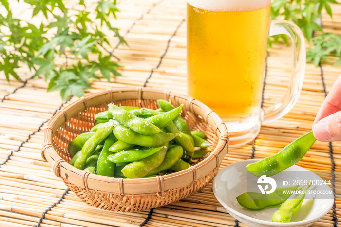 生ビールと枝豆