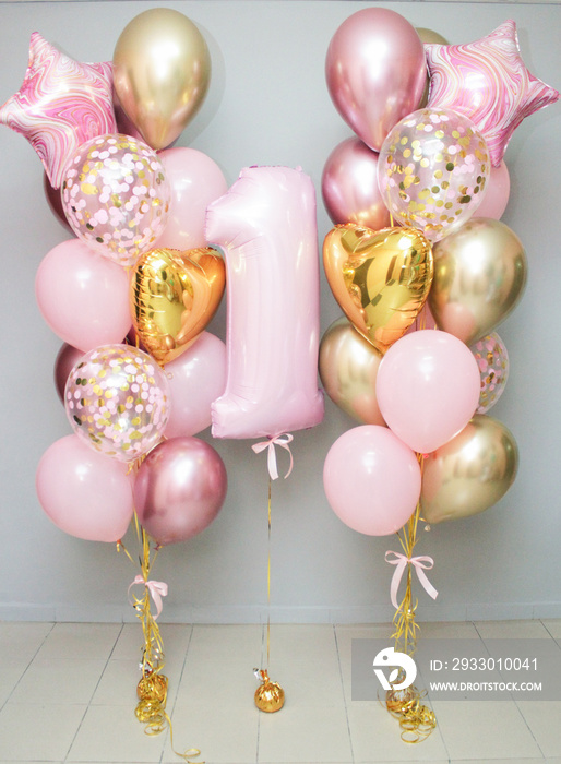 set of balloons for a girl for 1 year