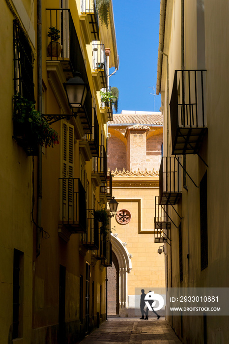 Downtown valencia, is Spain’s third largest metropolitan area, with a population ranging from 1.7 to 2.5 million.