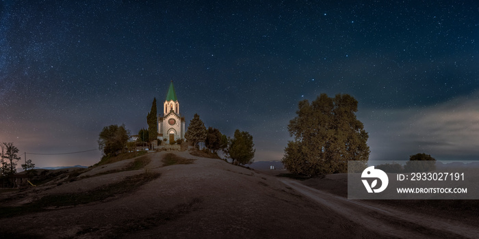 Noche en el Santuario de Puig-Agut