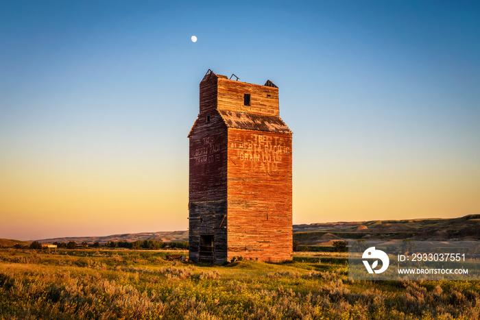 Old grain elevator in the ghost town of Dorothy, Canada