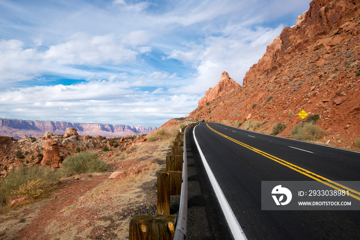 road in the red desert between Flagstaff and Page Arizona