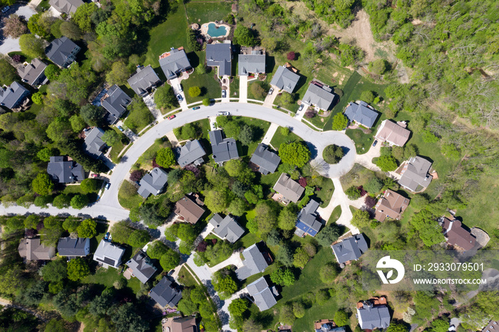 upper middle class american neighborhood with curving street in Maryland