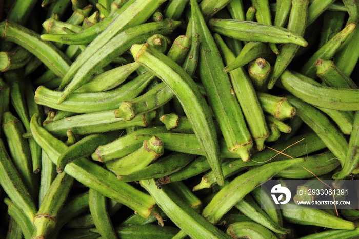 green okra vegetable texture